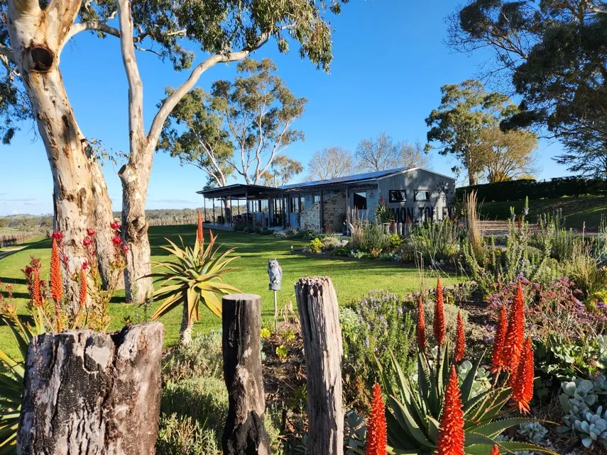 Simon Tolley Cellar Door & Accommodation