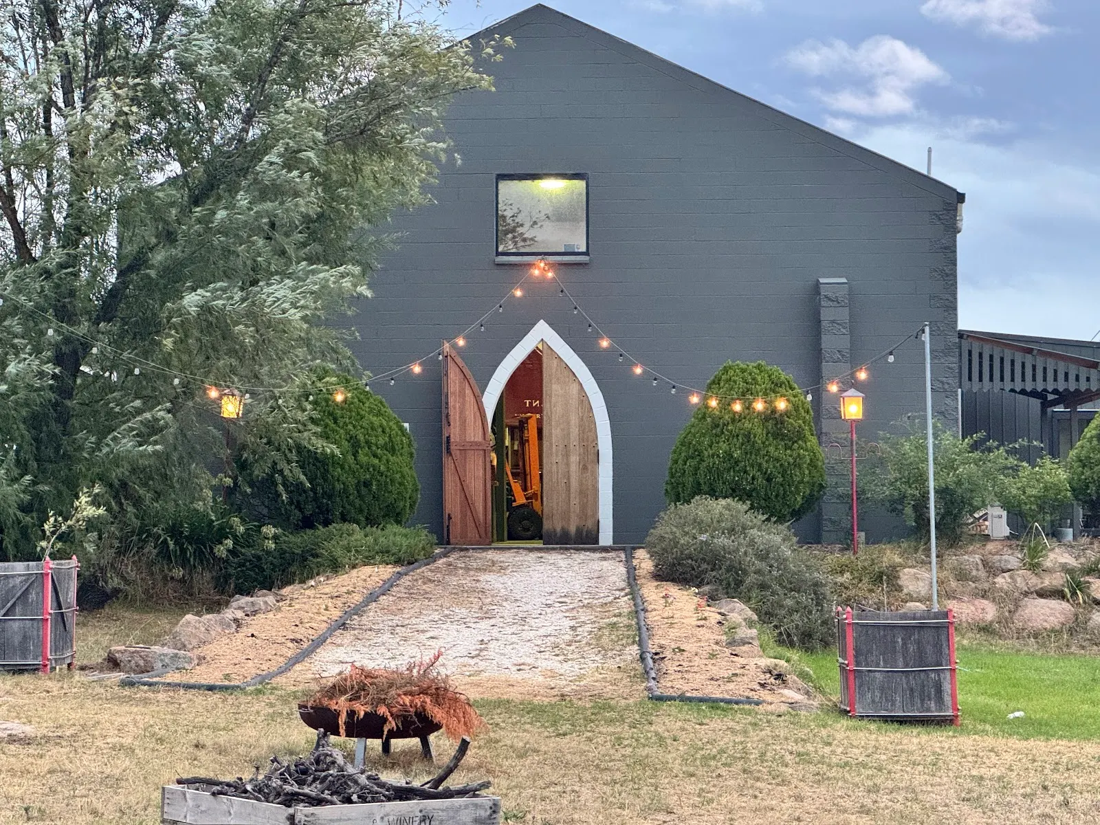 Bent Road Winery & Distillery
