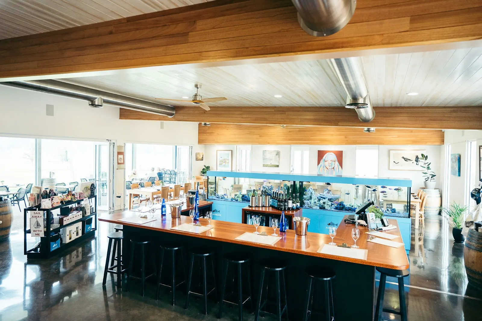 Fishbone Wines