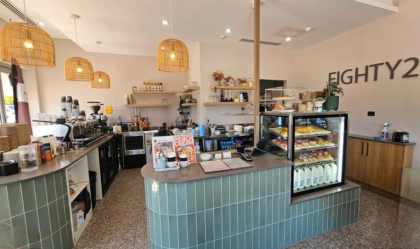 Cafe Eighty2