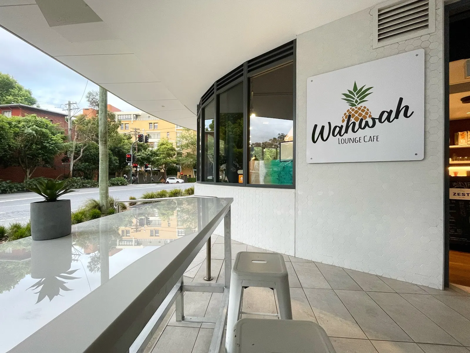 Wah Wah Lounge