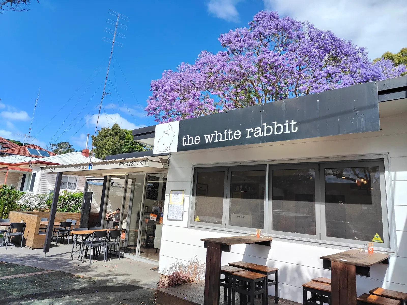 The White Rabbit Cafe, Bar and Grill