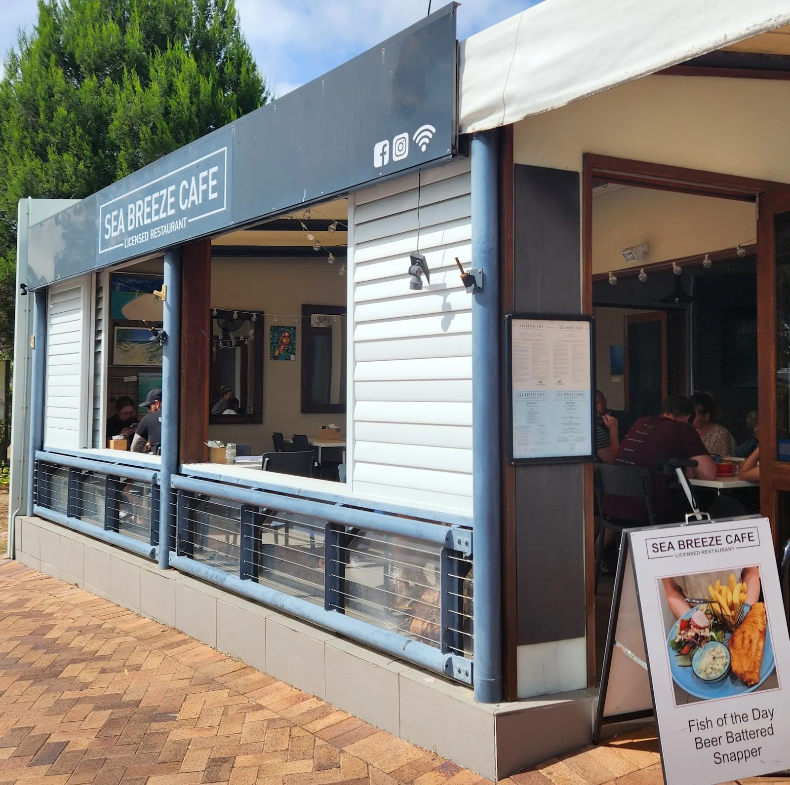 Sea Breeze Cafe Hervey Bay