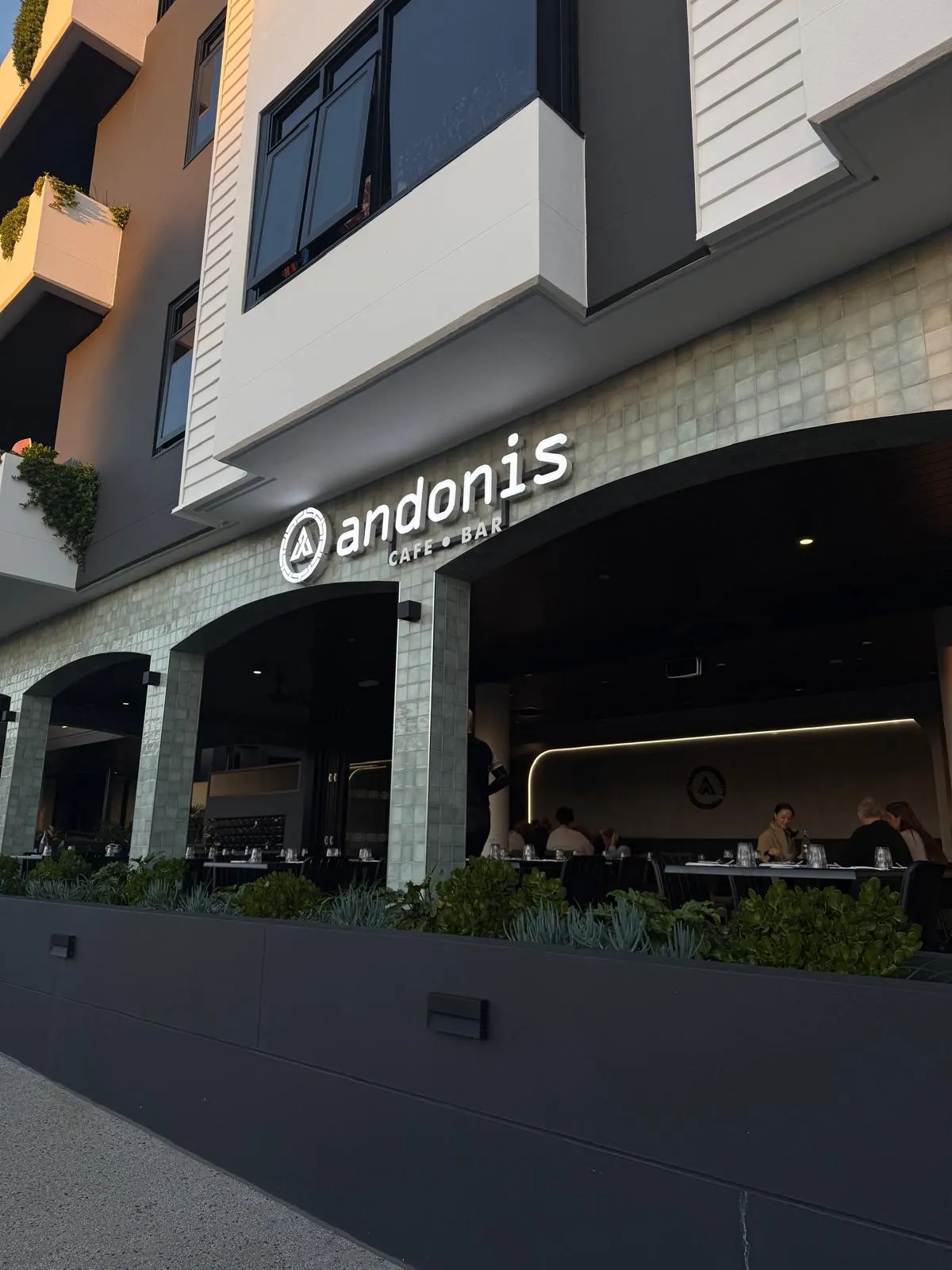 Andonis Cafe & Bar, Manly