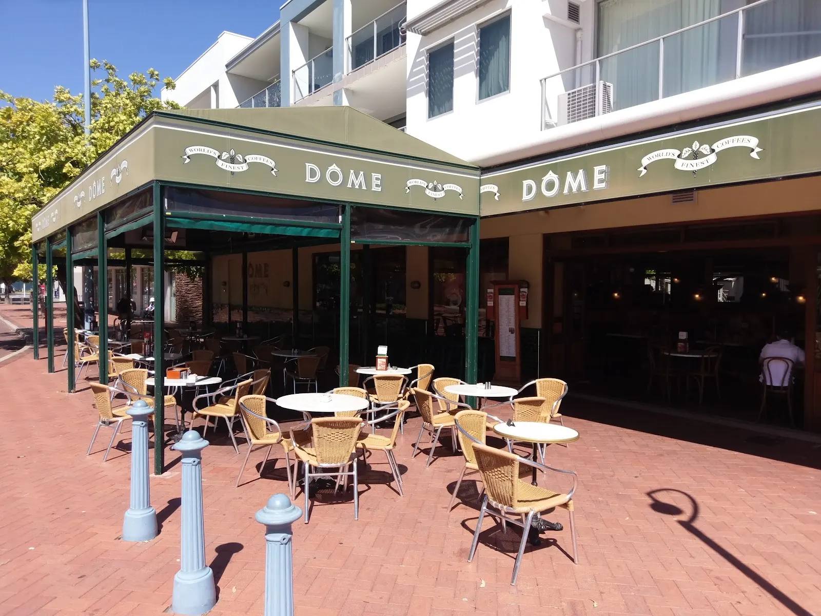 Dôme Café - Rockingham