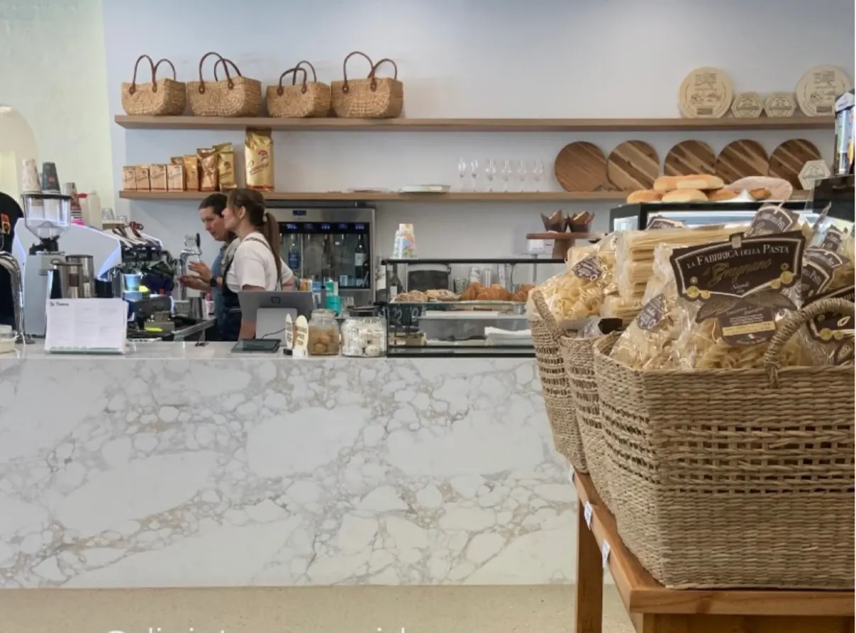 Di Pietro’s - Cafe