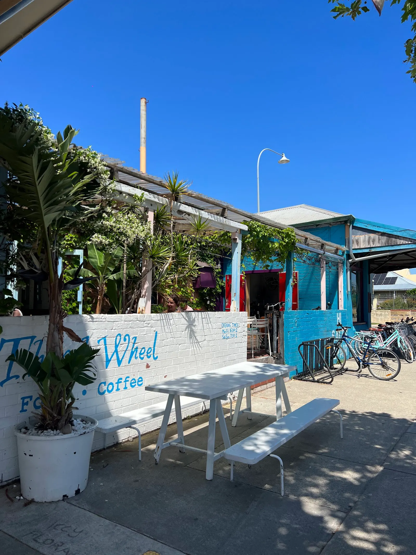 Third Wheel Café South Fremantle