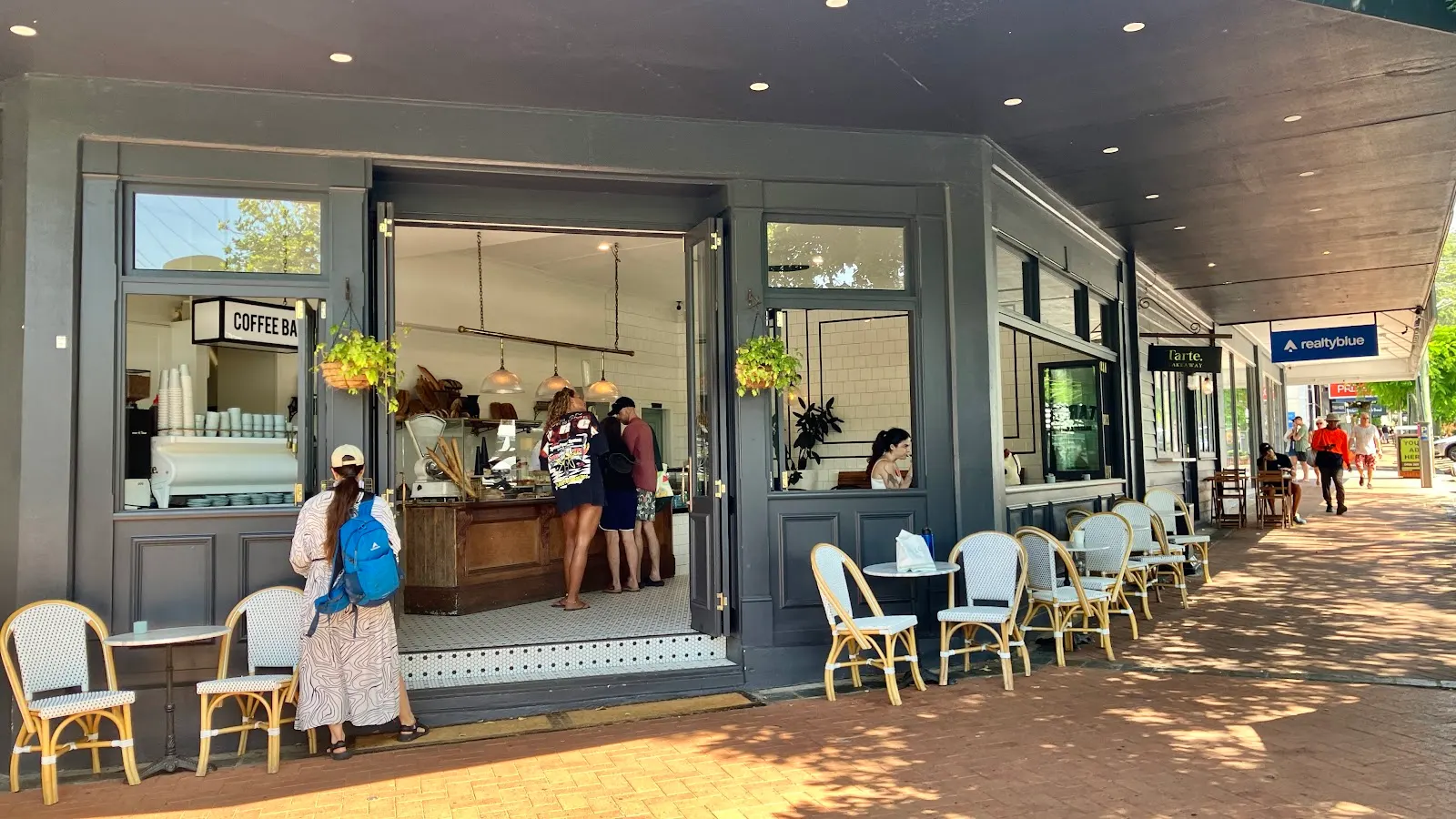 Tarte Bakery & Cafe