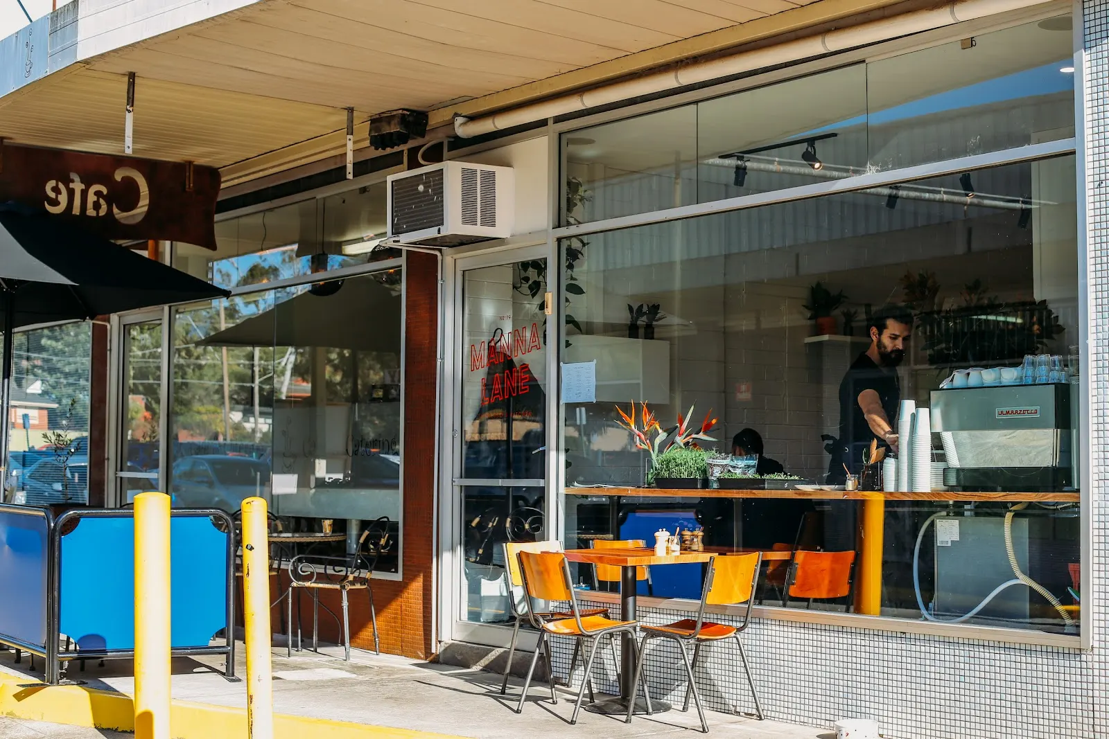 Manna Lane Cafe