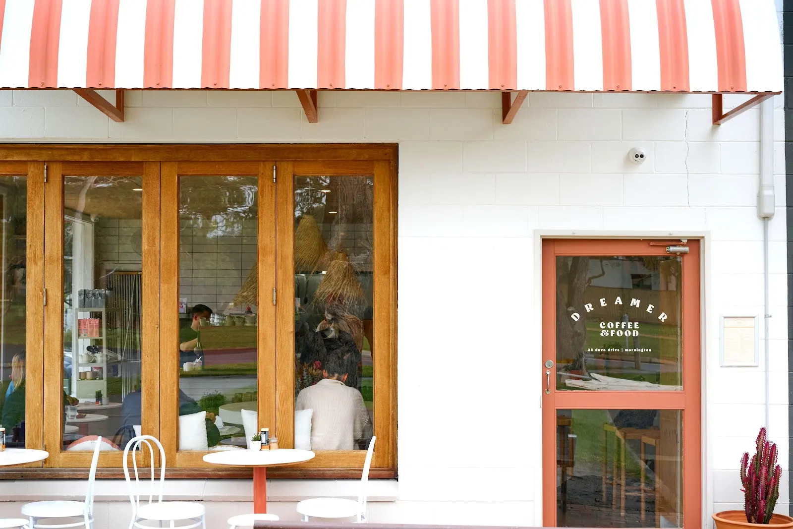 Dreamer Cafe