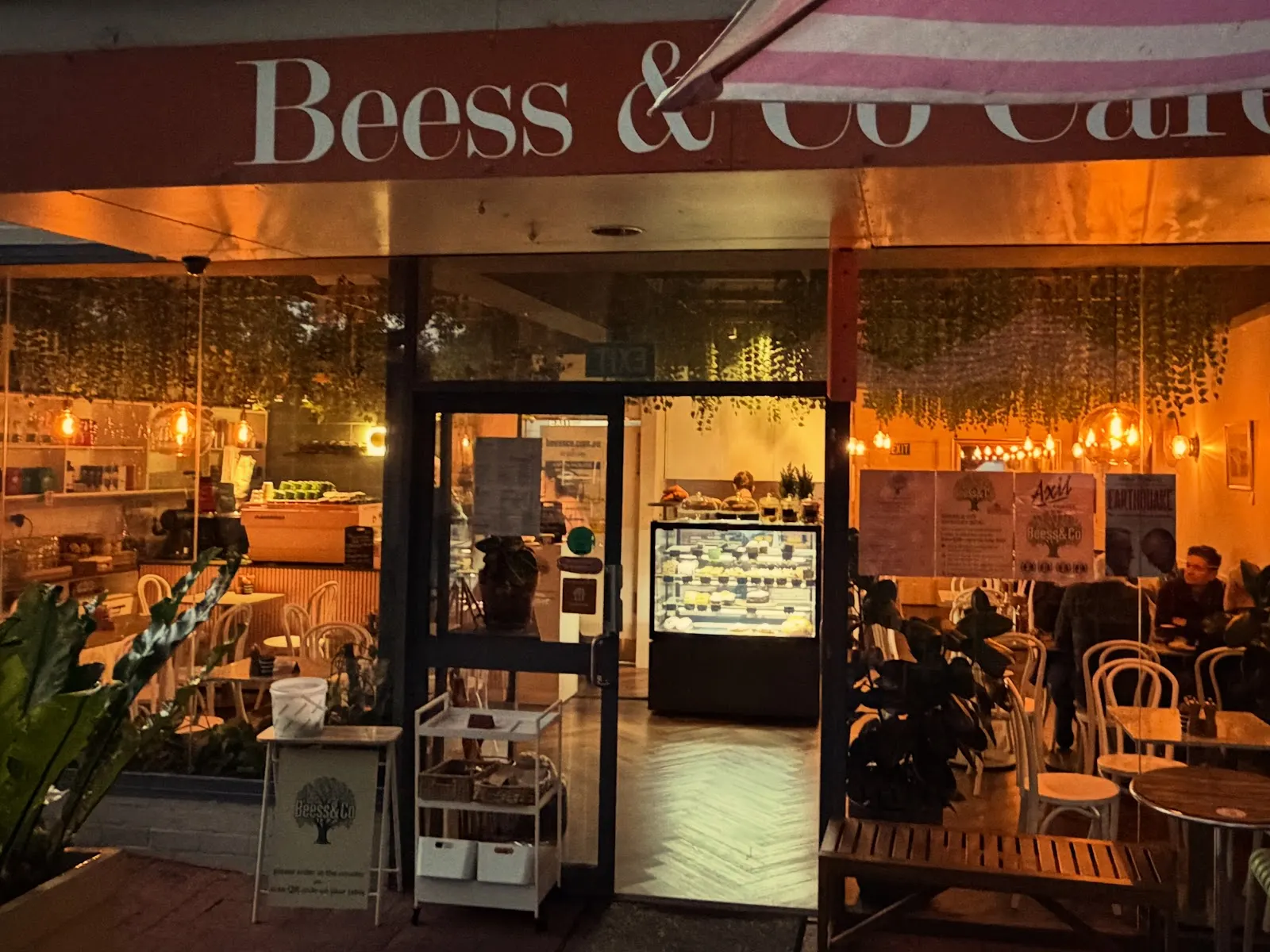 Beess & Co Cafe