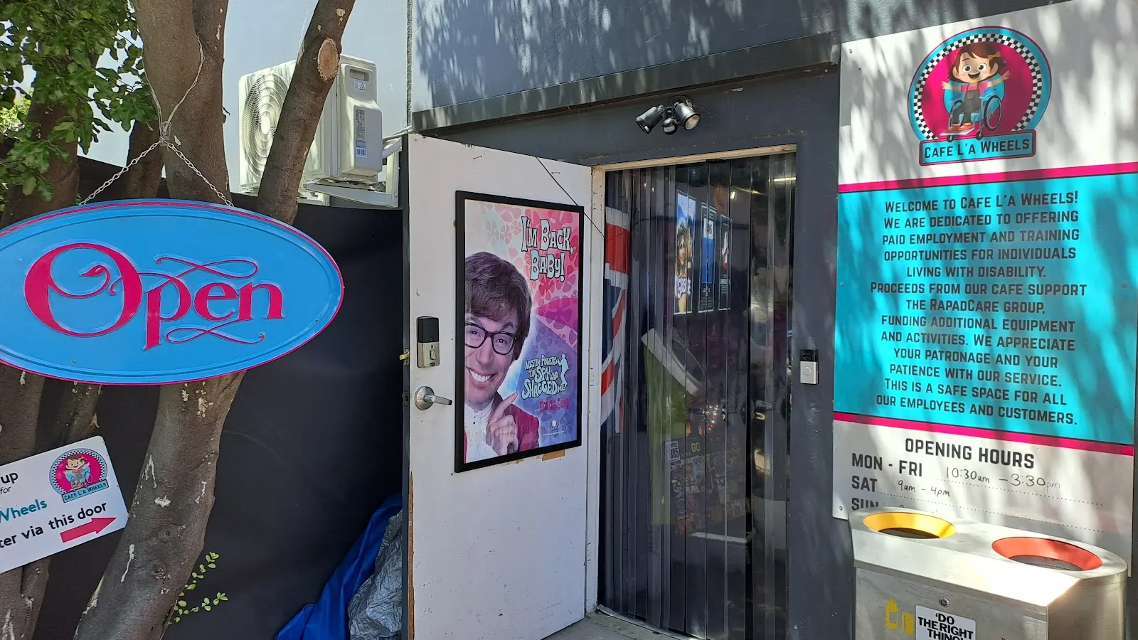 Cafe La Wheels