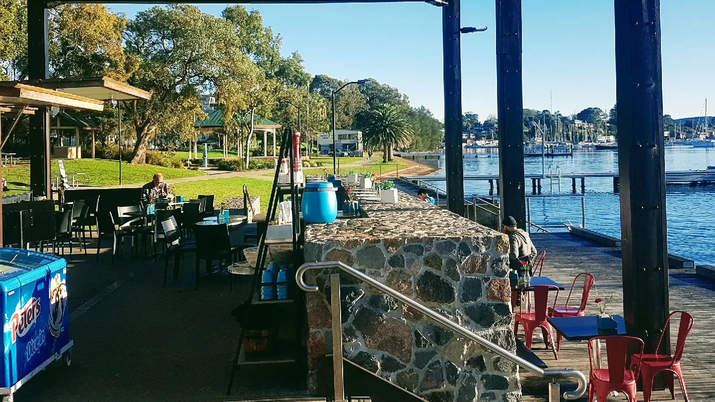 Tinto Espresso Bar & Infuzion Cafe