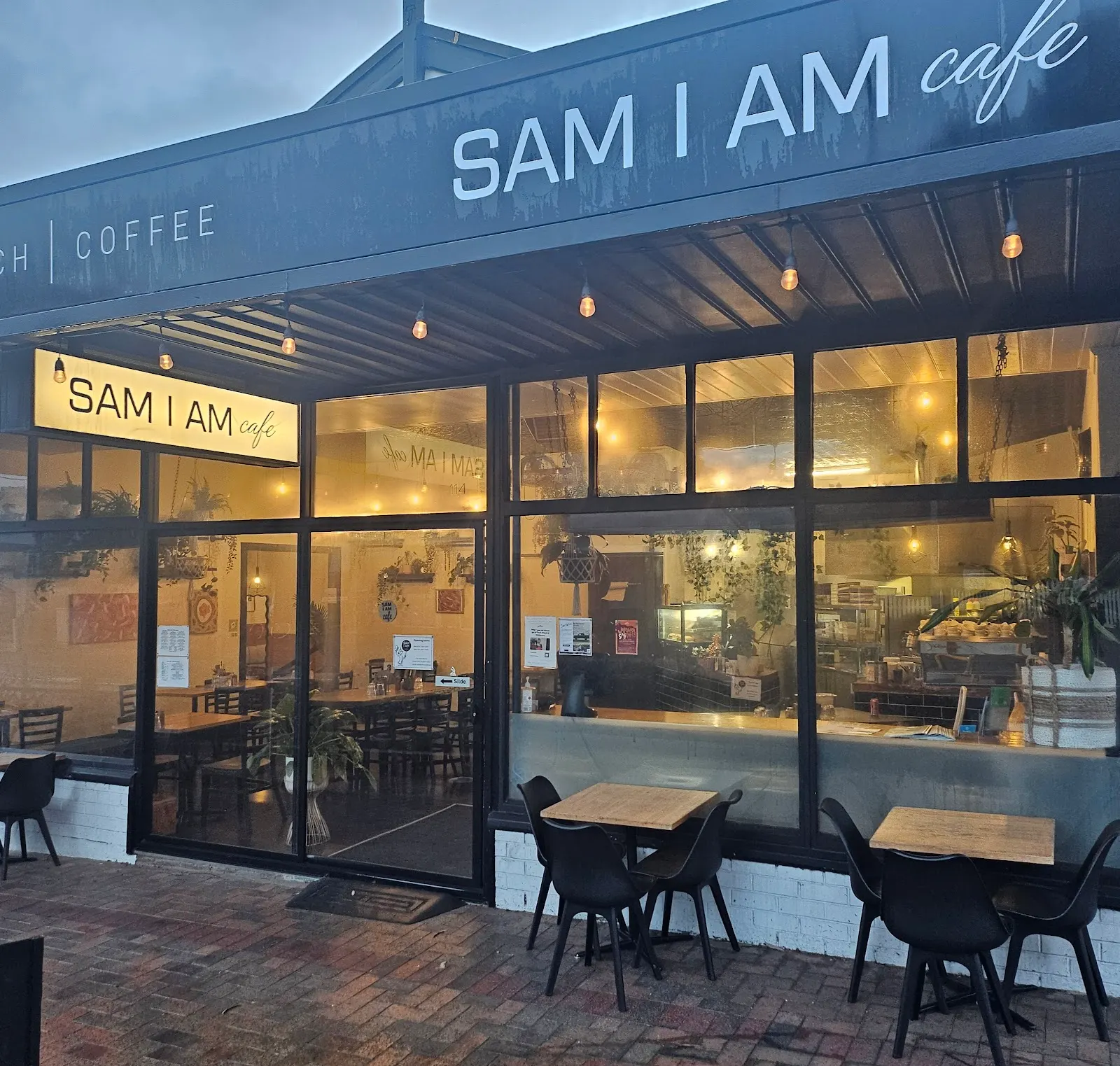 Sam I Am Cafe