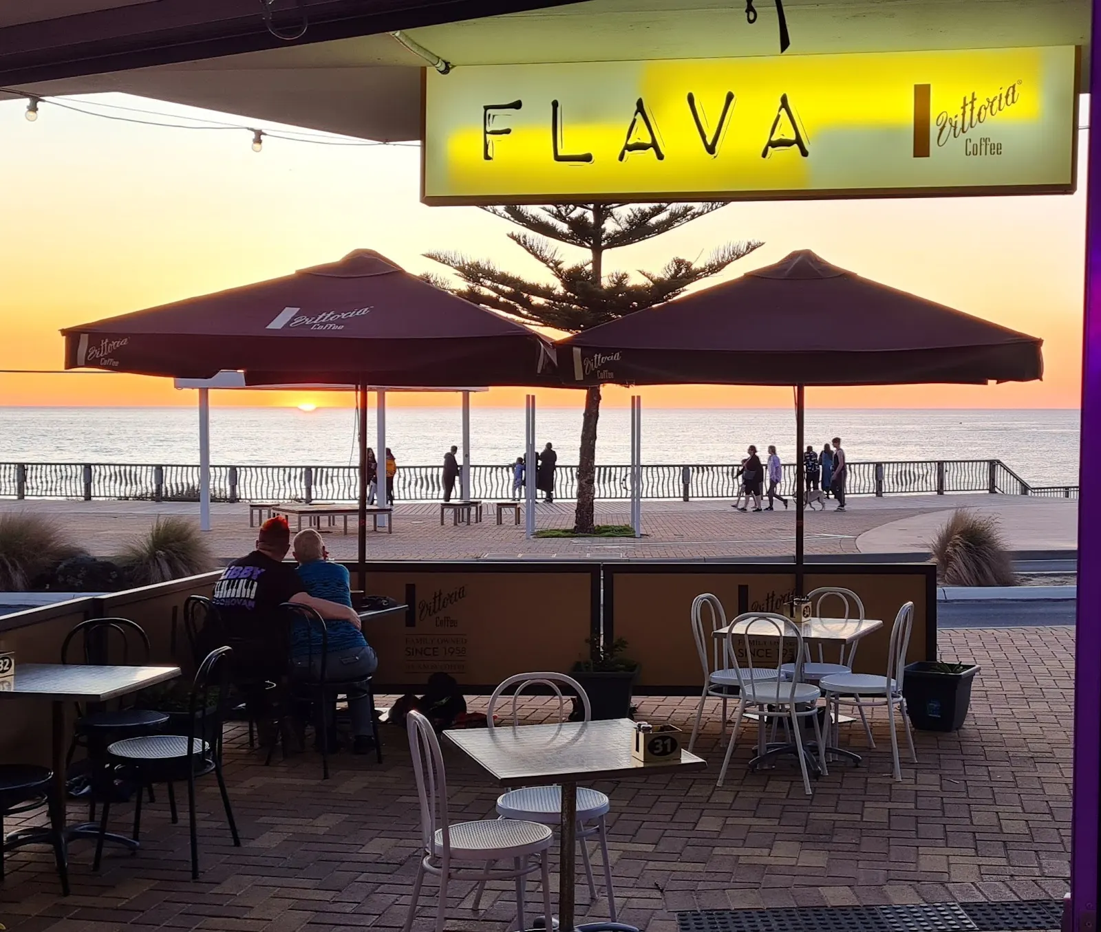 FLAVA Cafe - 'Taste the Vibe'