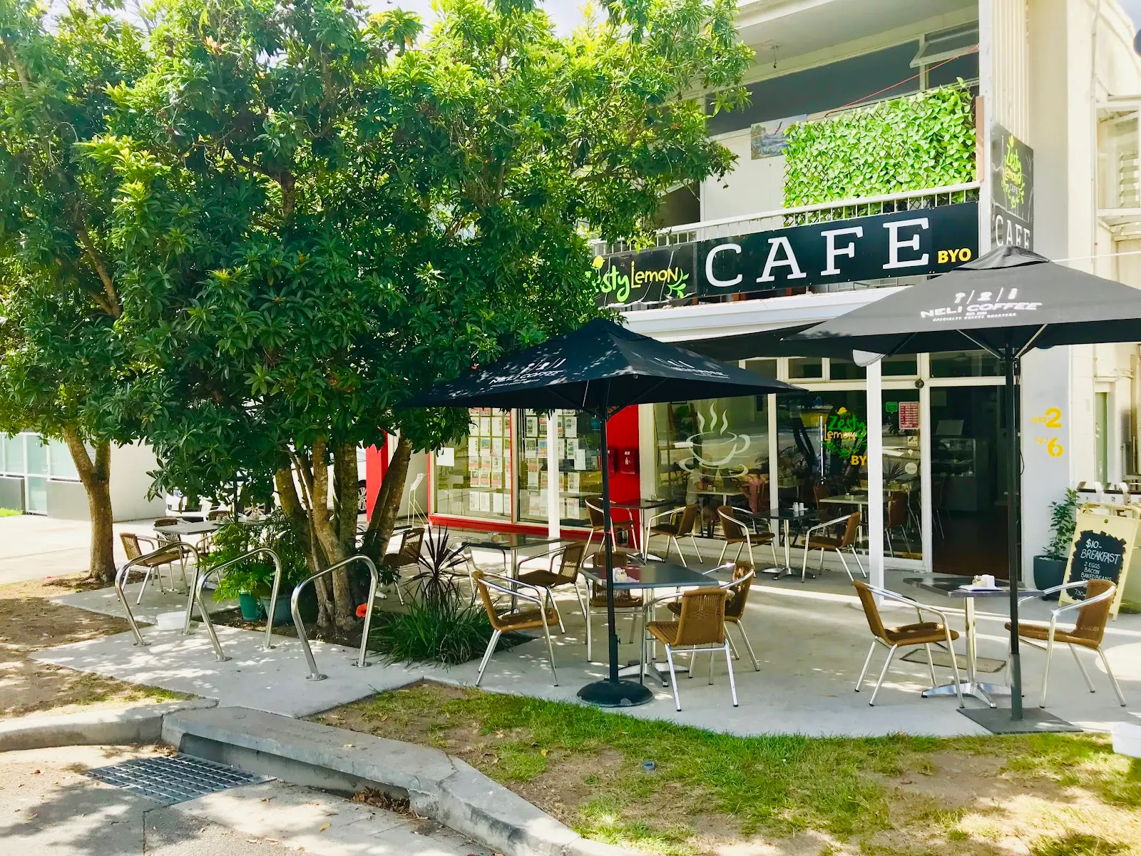 Zesty Lemon Cafe