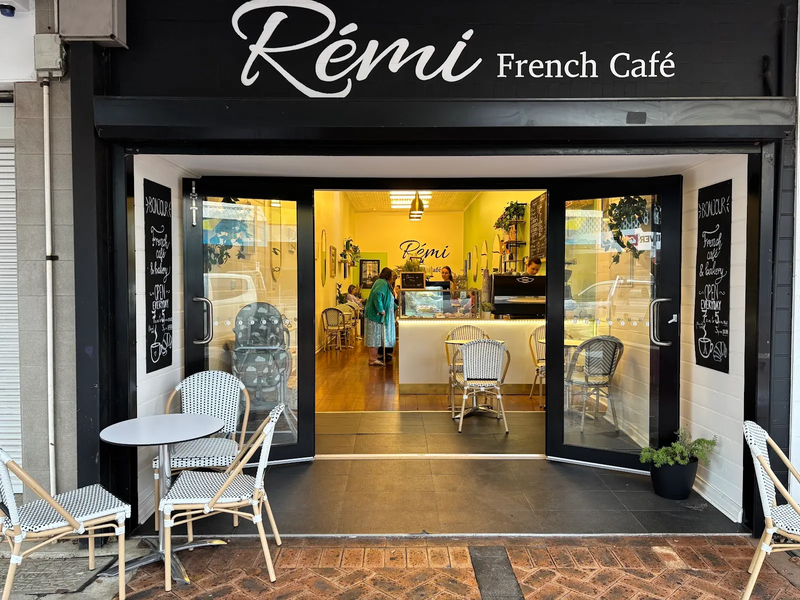 Remi French Cafe