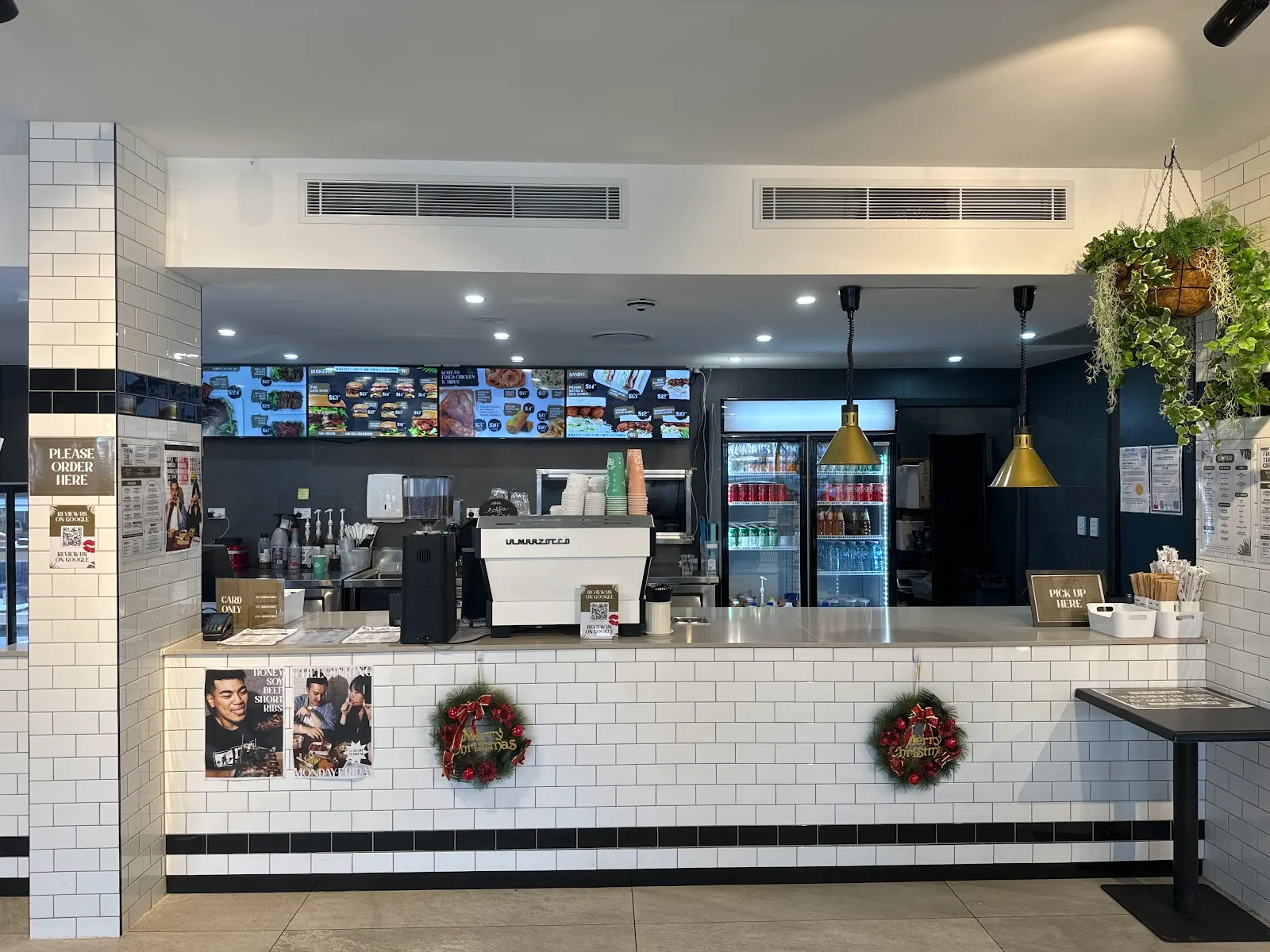 Loin King Cafe