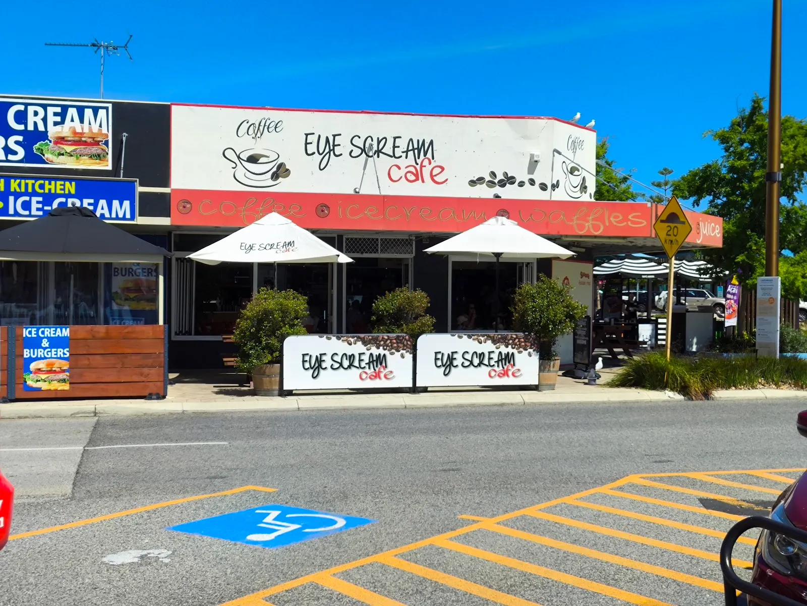 Eye Scream Café