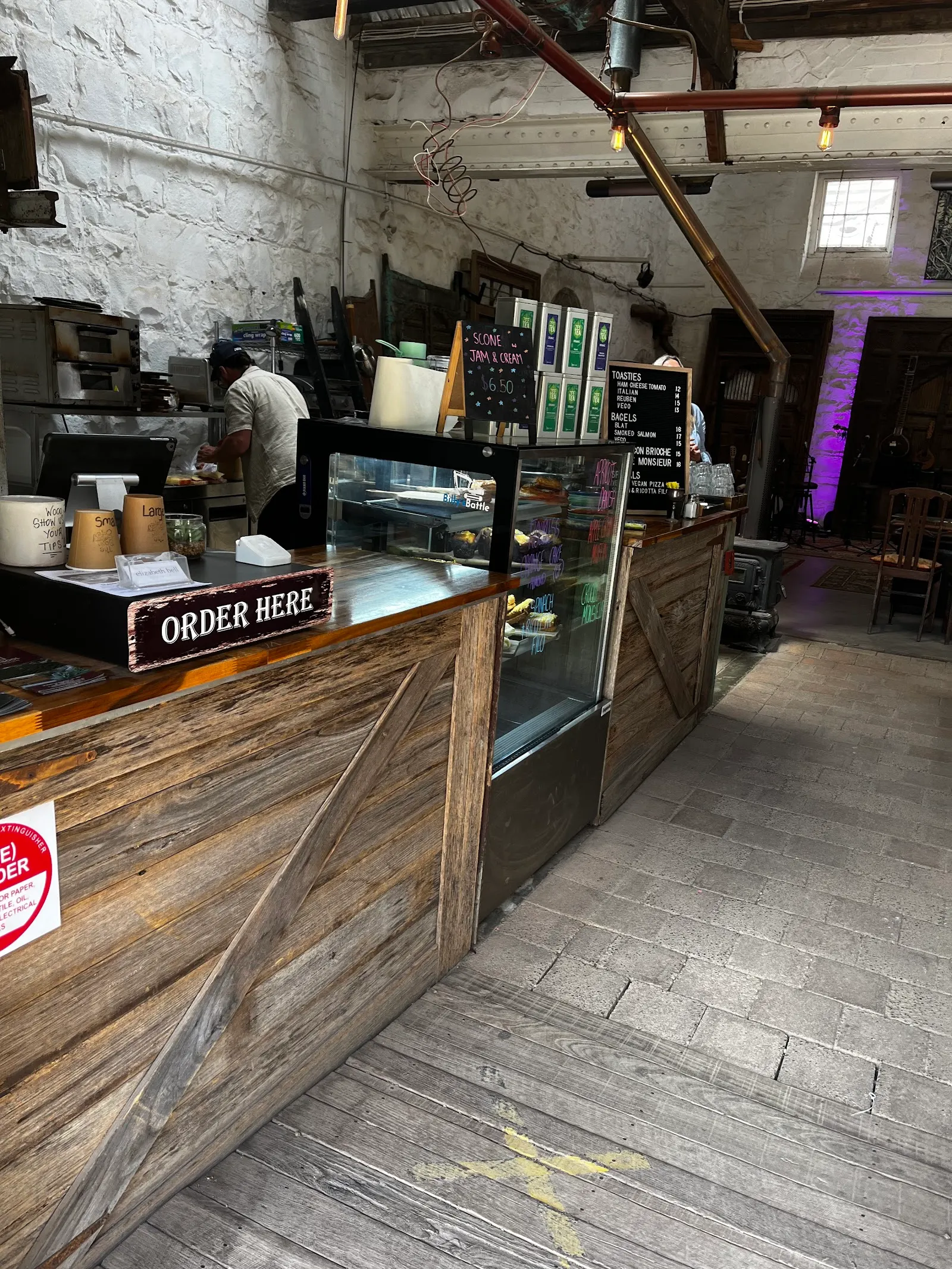 The Door Gallery Cafe