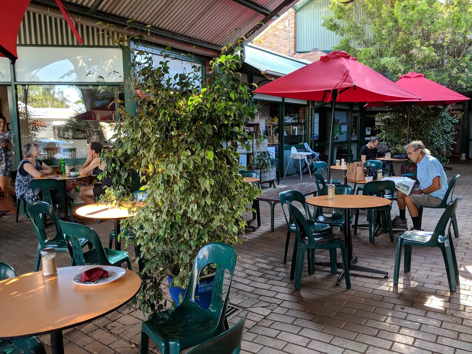 Lulu's Cafe