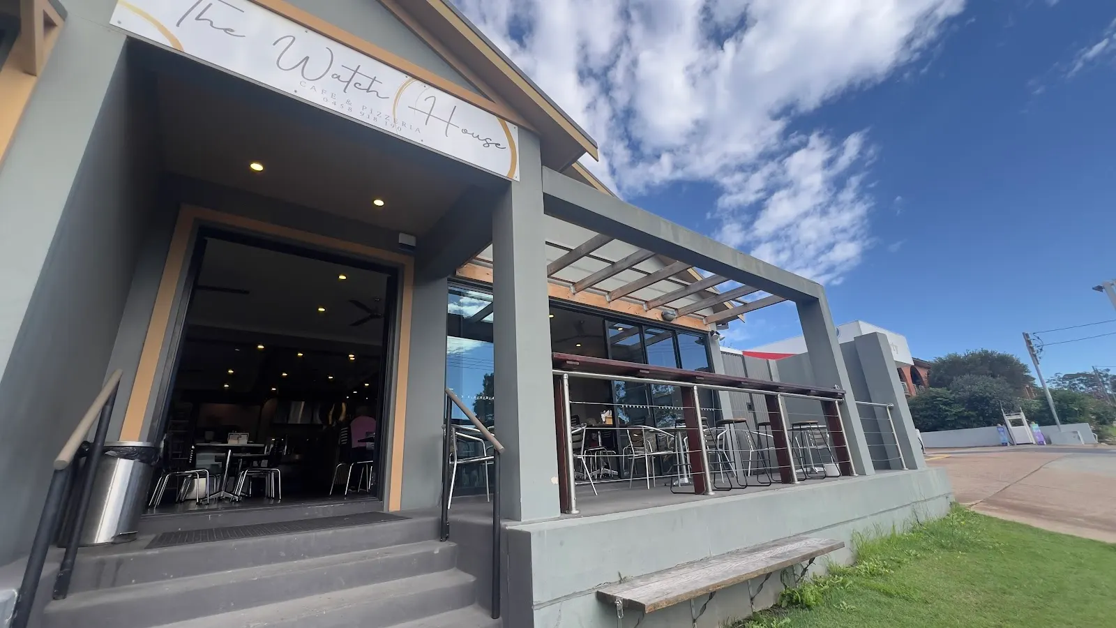 The Watch House Cafe & Pizzeria