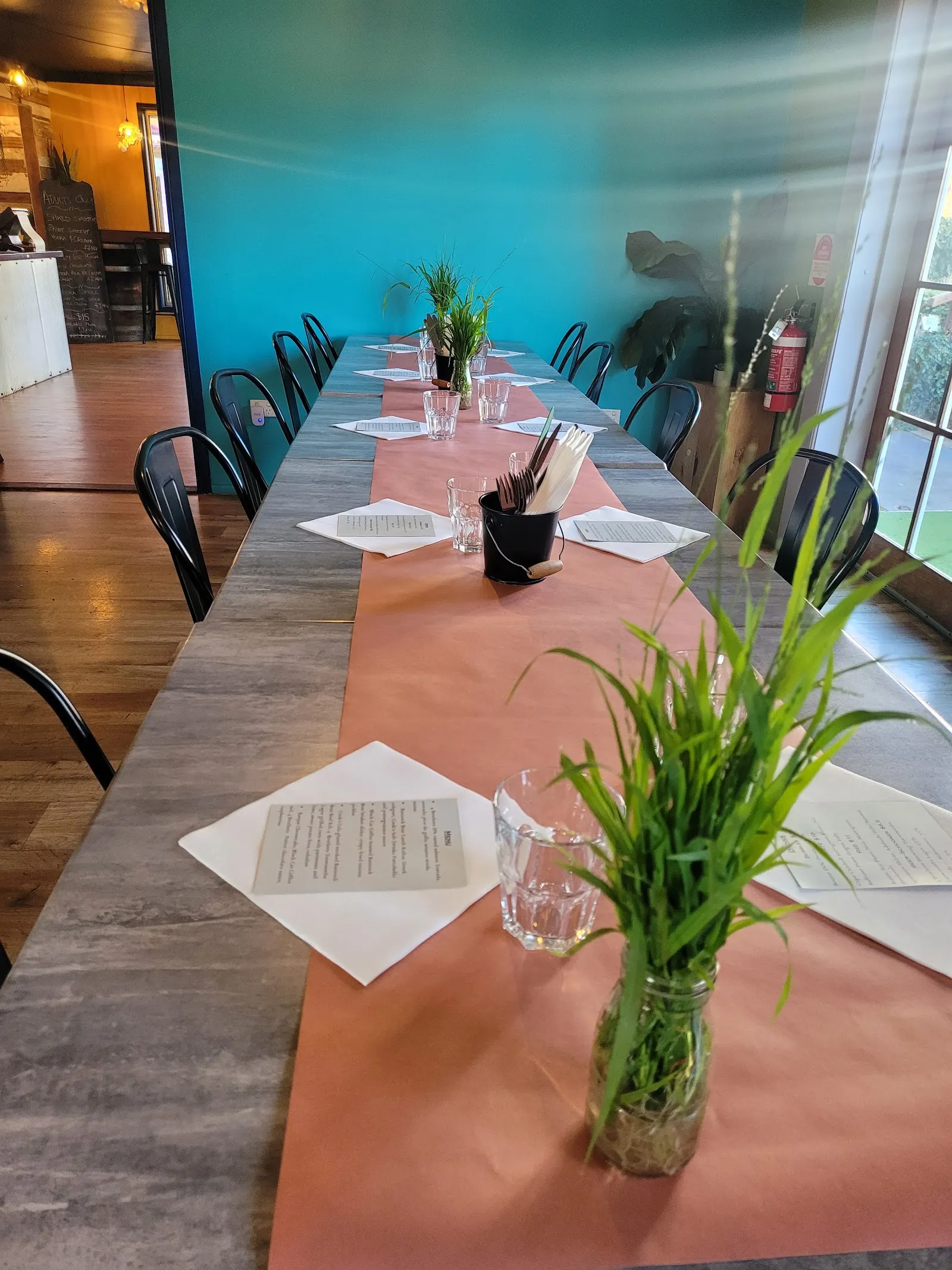 Savour This Eatery