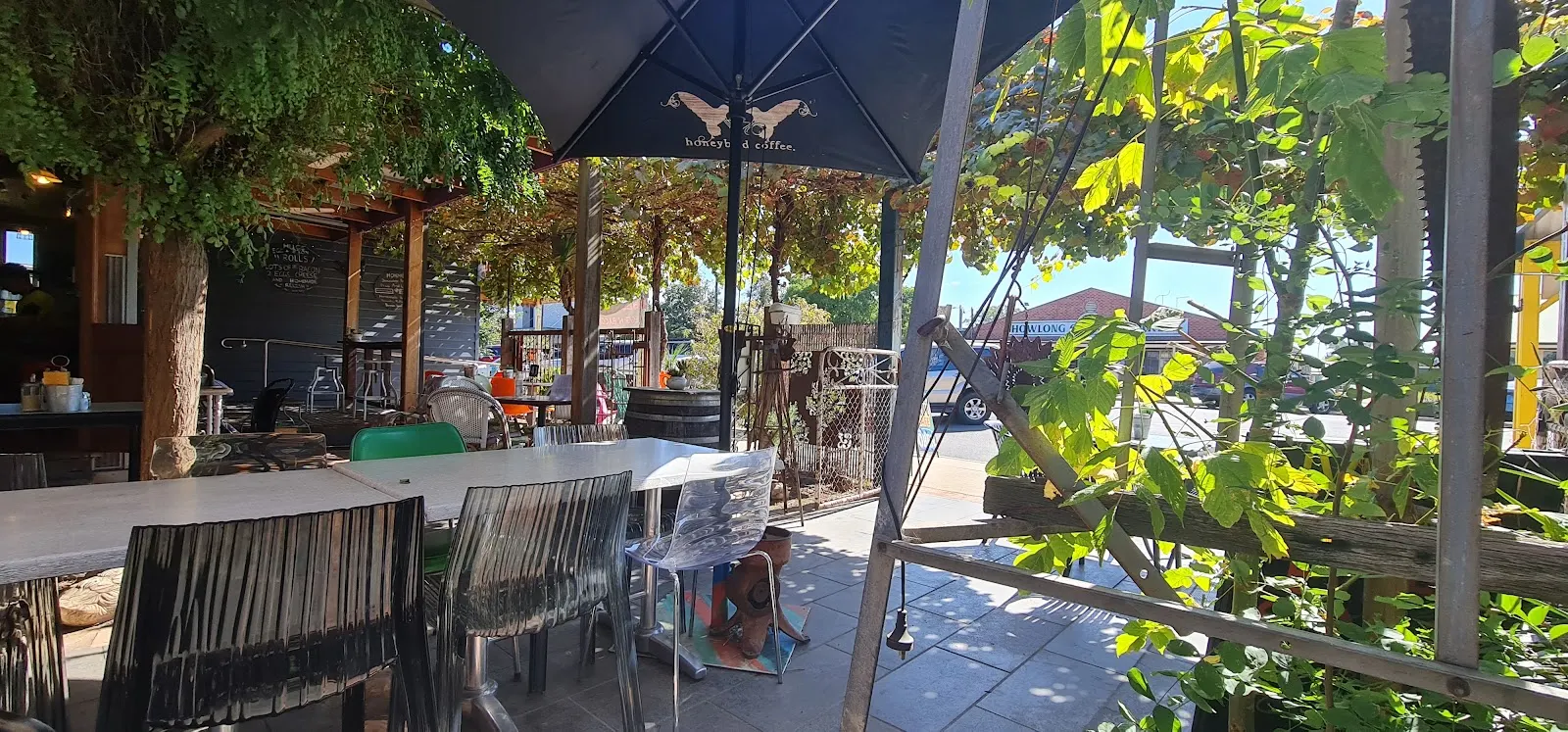 1/2 Acre Coffee Lounge Cafe
