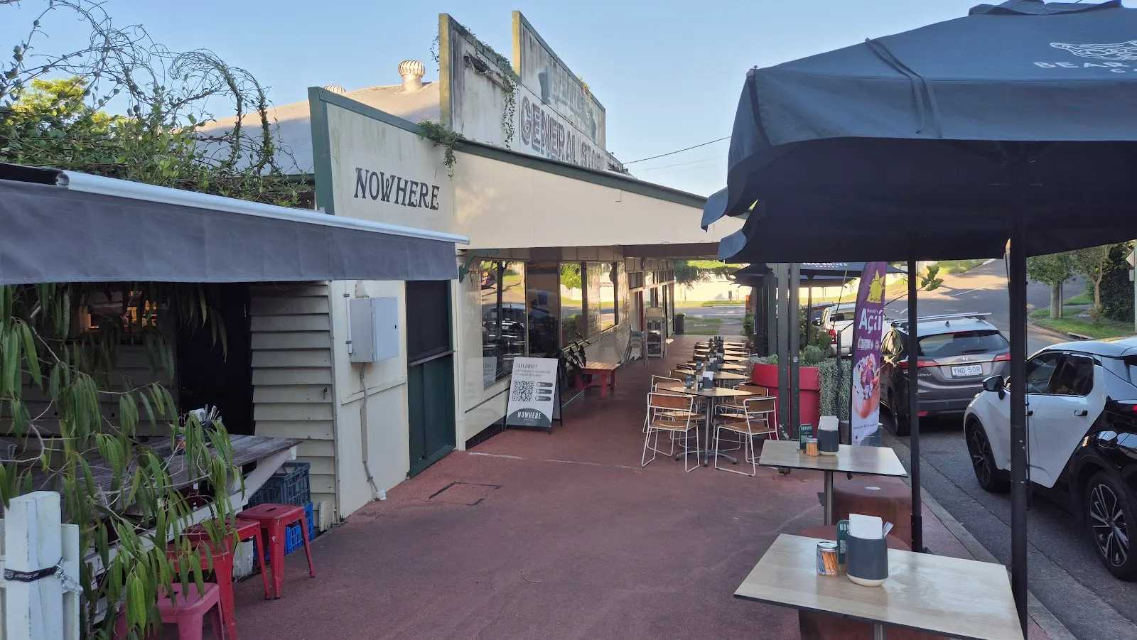 Nowhere Espresso Pizzeria and Wine Bar