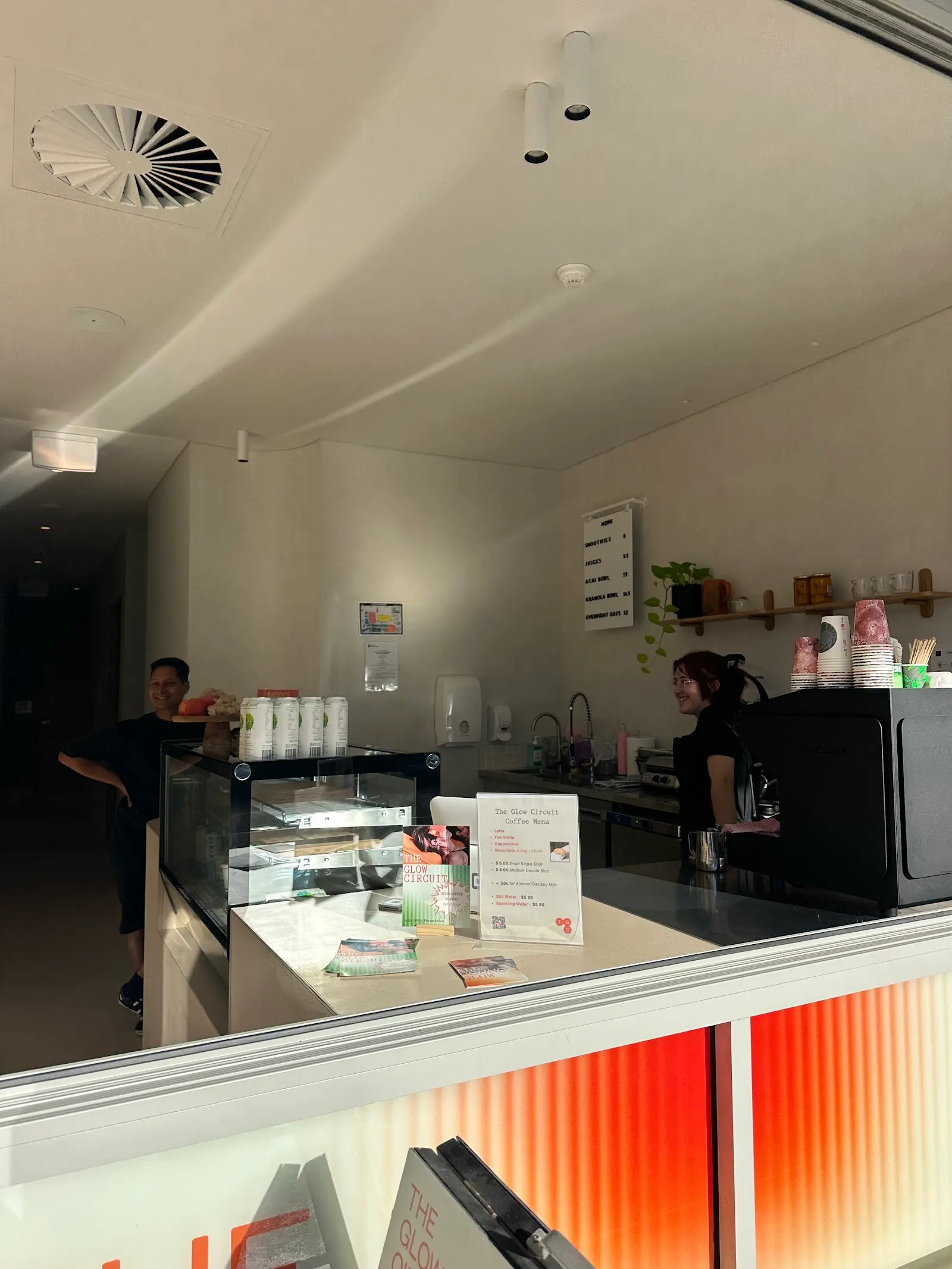 The Glow Circuit Cafe