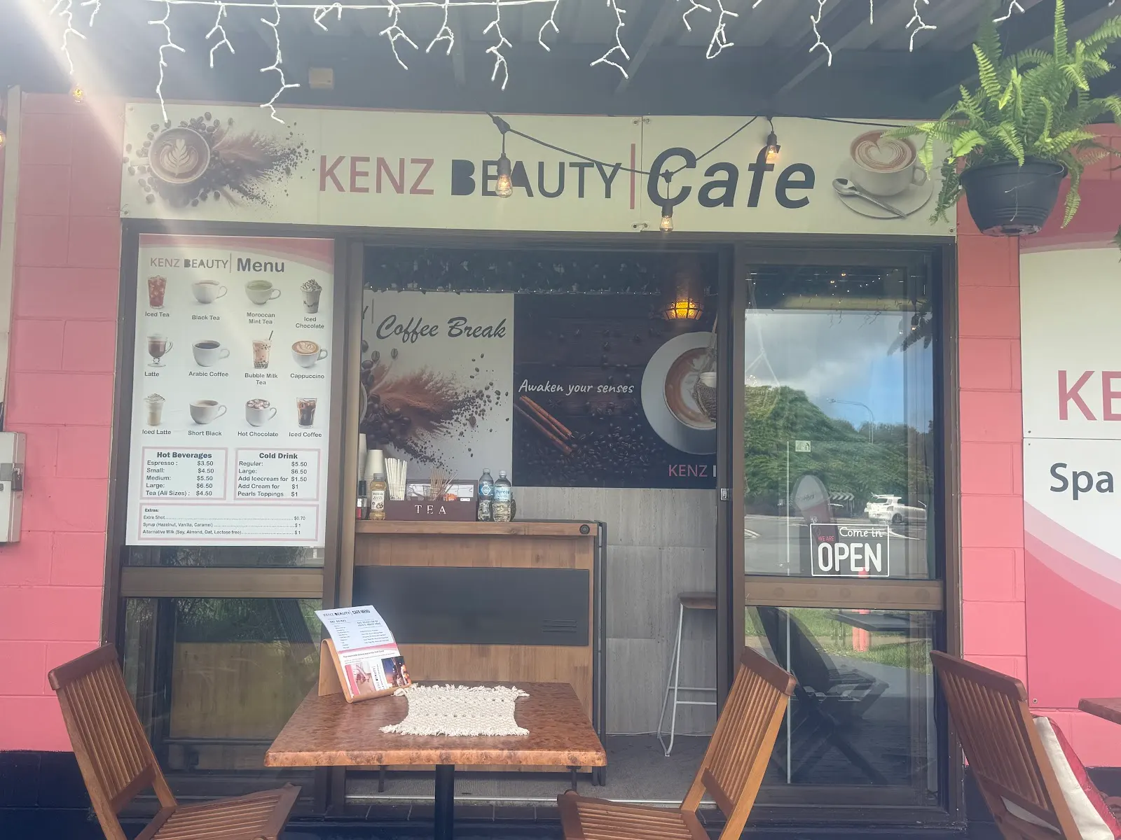 Kenz Beauty Cafe