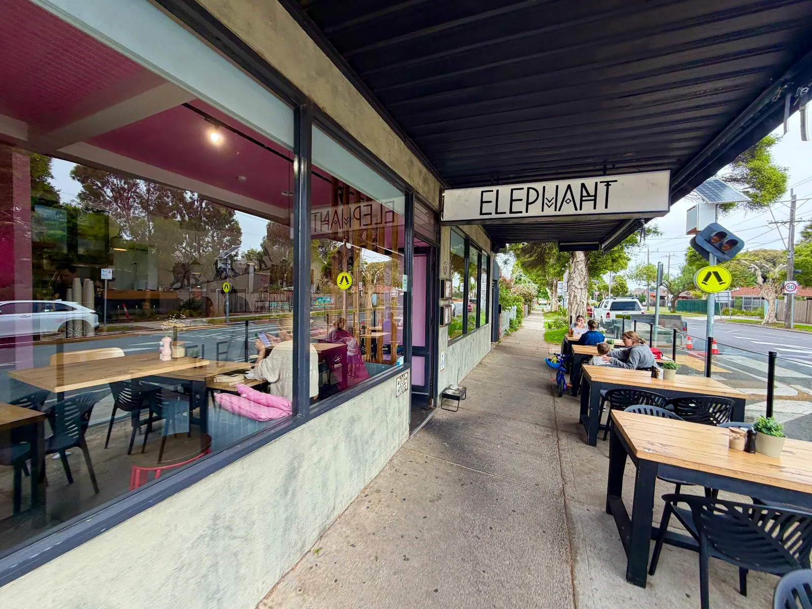 Elephant Cafe
