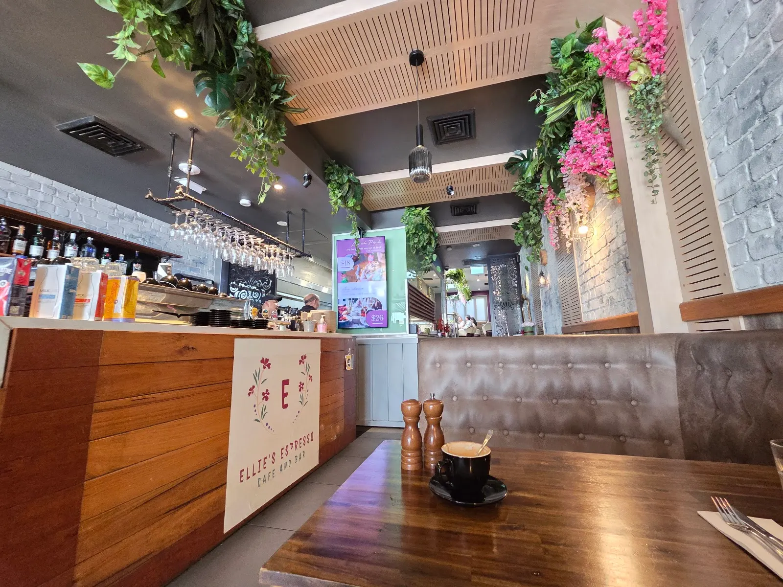 Ellie’s Espresso Cafe and Bar
