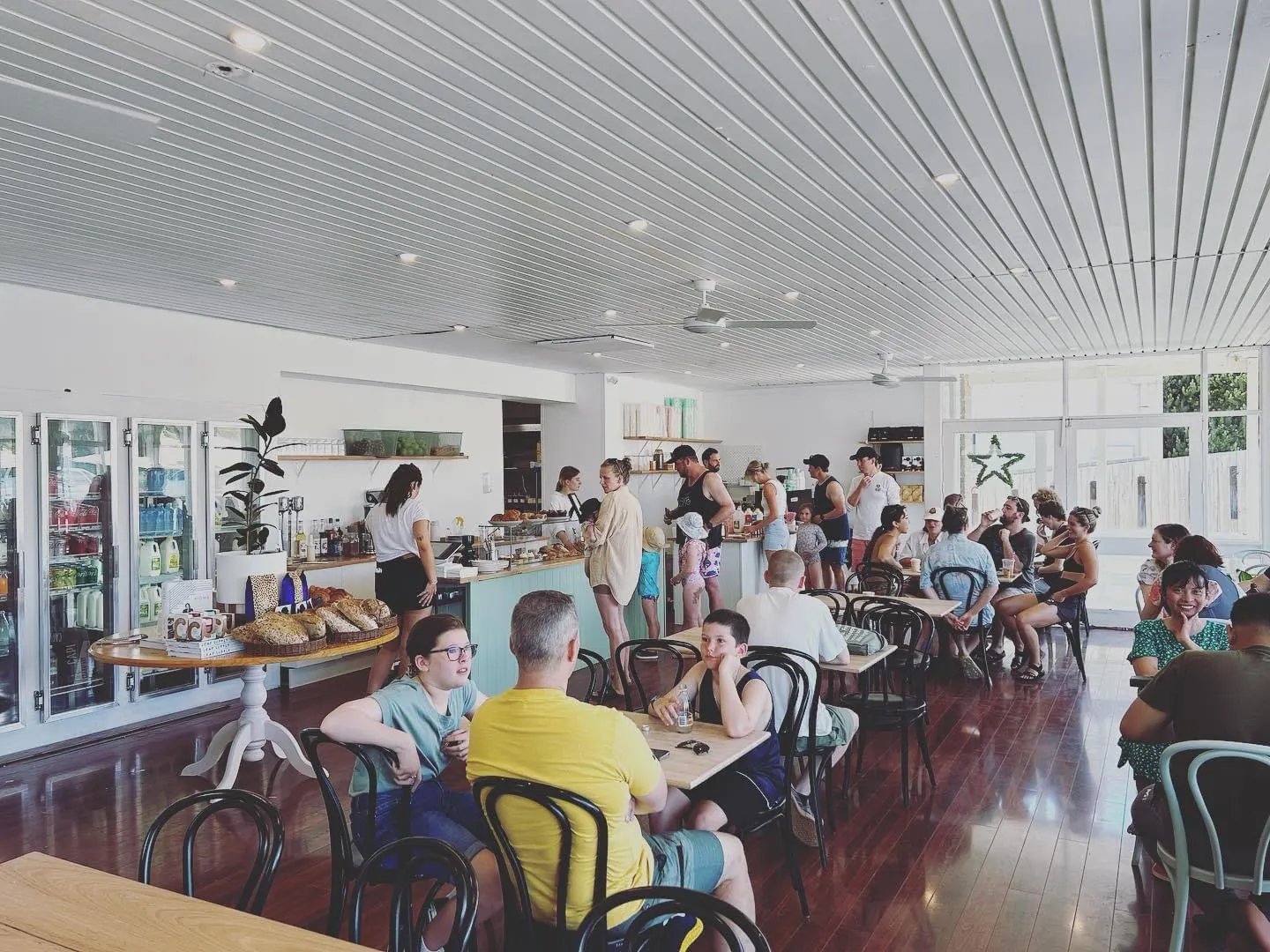 Dawn Cafe