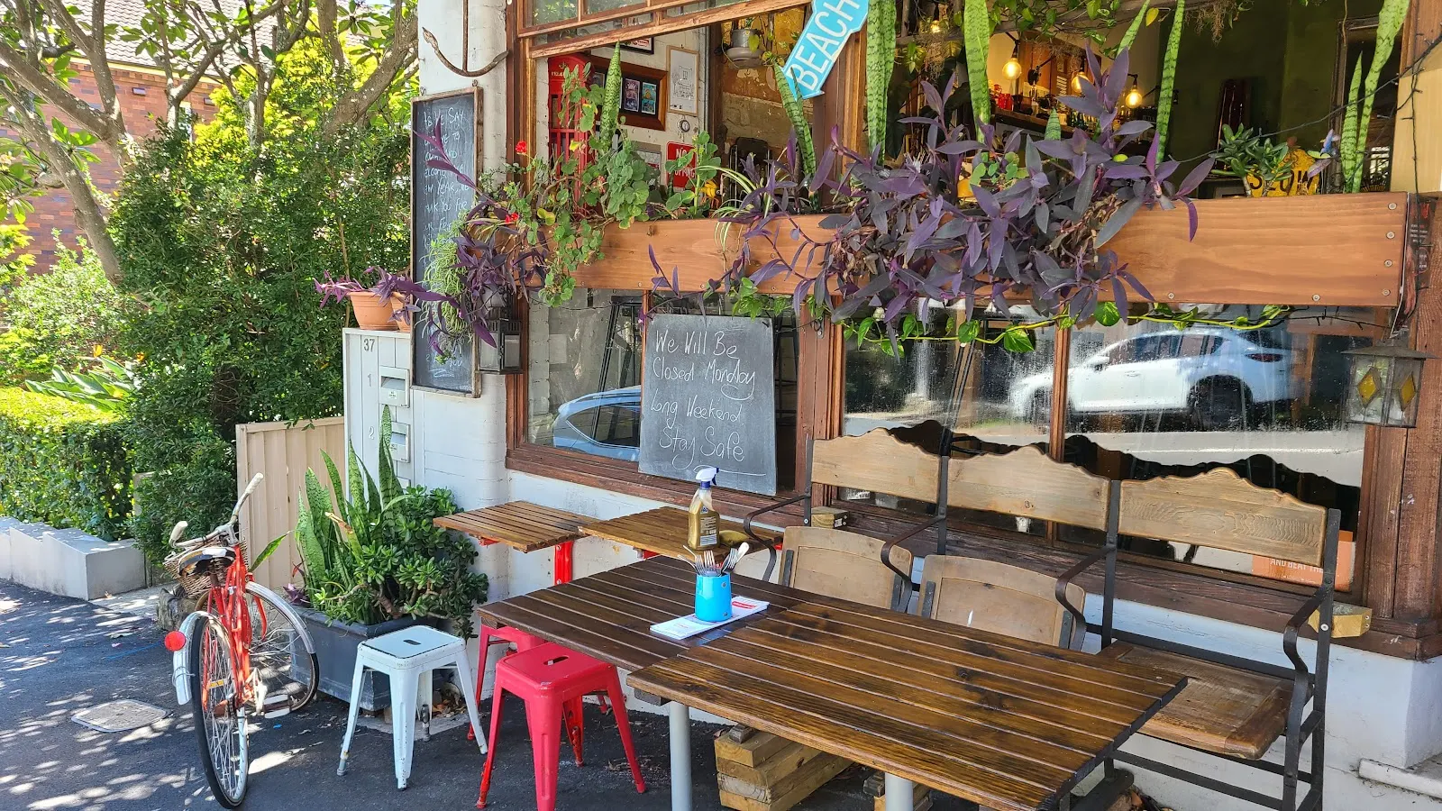 The Roast Office Cafe