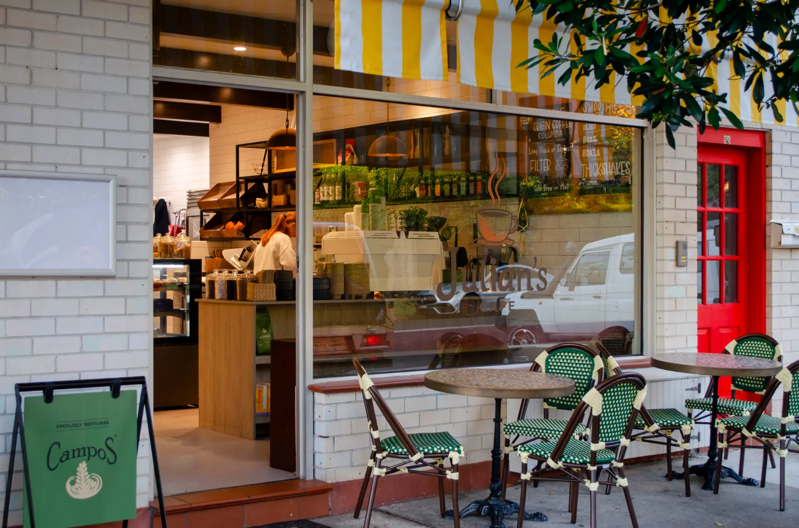 Julian's Cafe