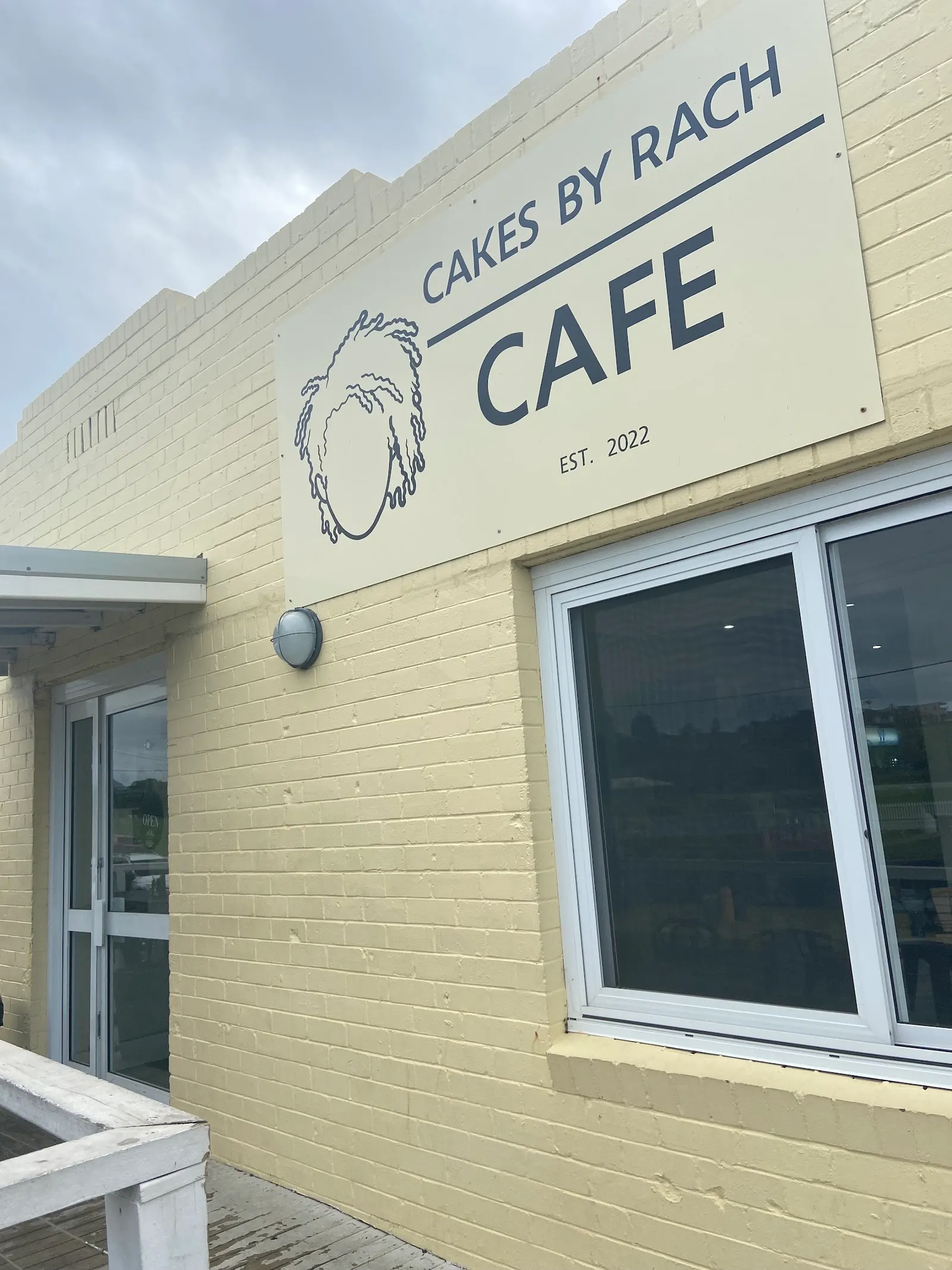 Cakes by Rach Cafe