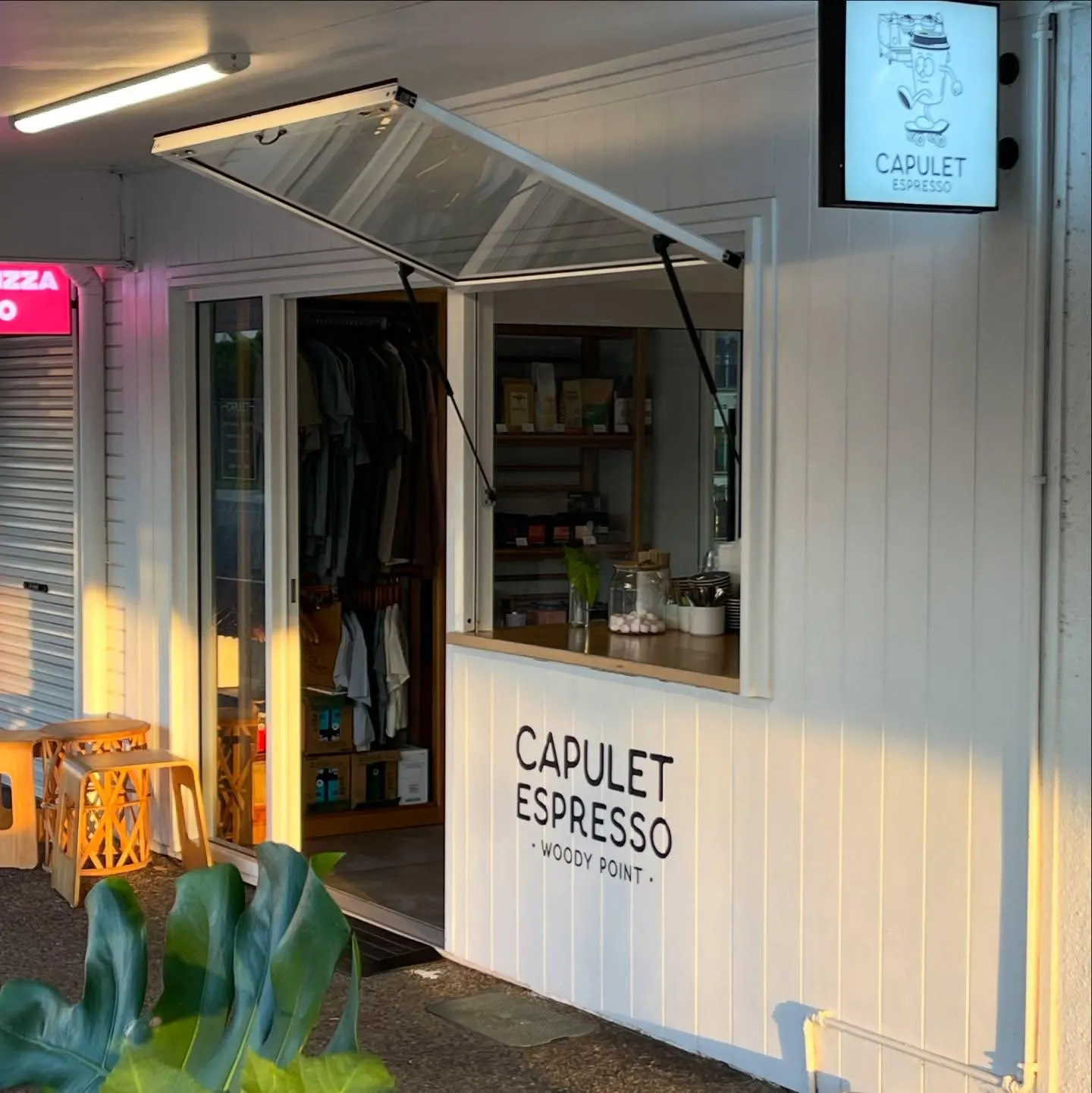 Capulet Espresso