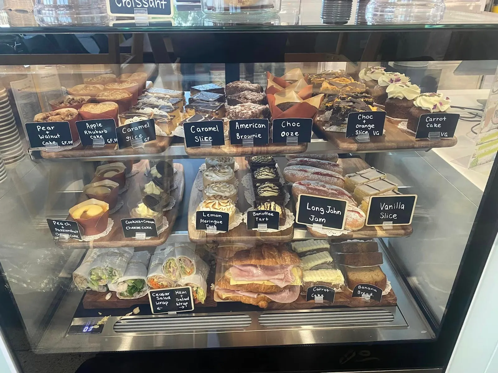 LEEFY CAFE