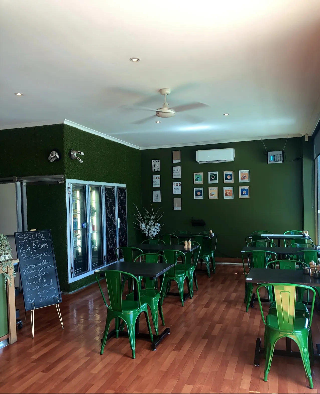 Rattle Beans Cafe