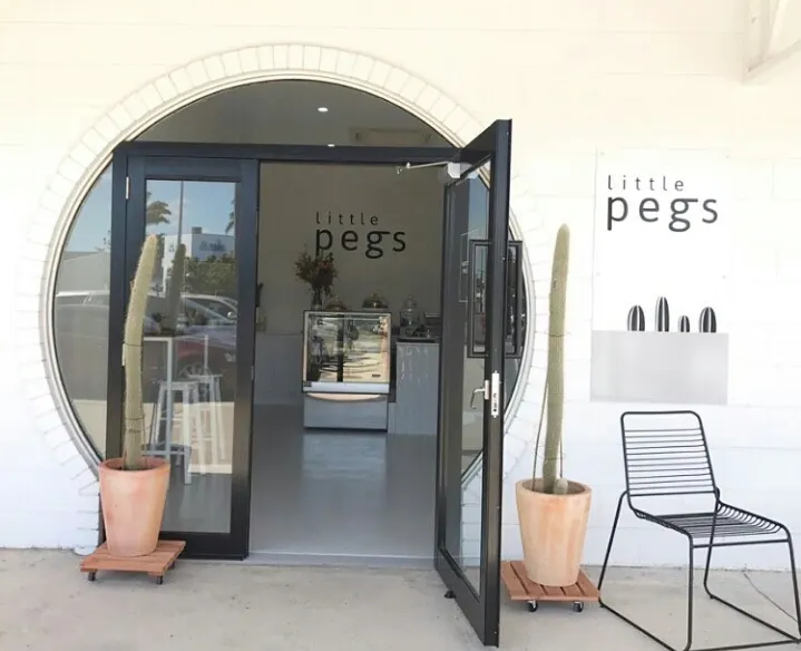 Little Pegs Cafe
