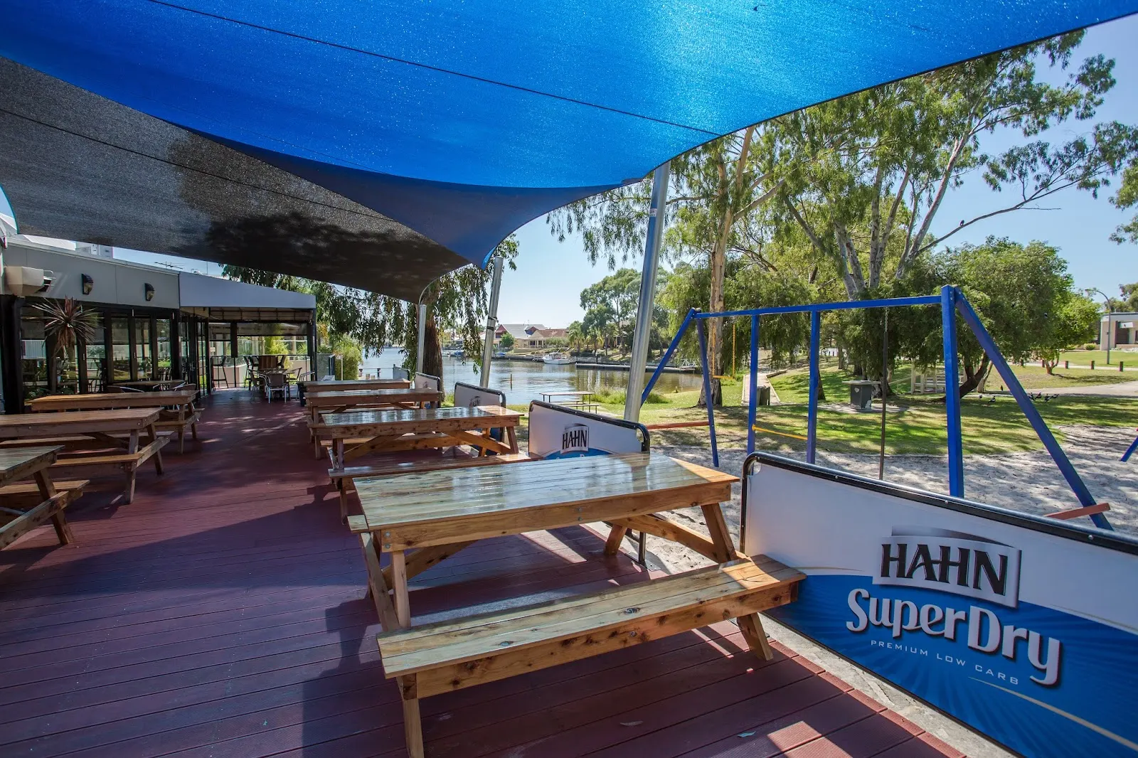 Sandy Cove Tavern
