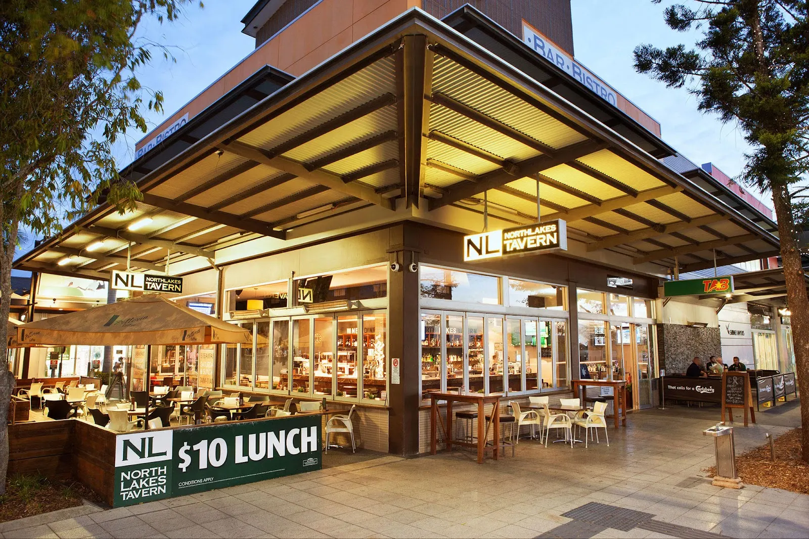 North Lakes Tavern