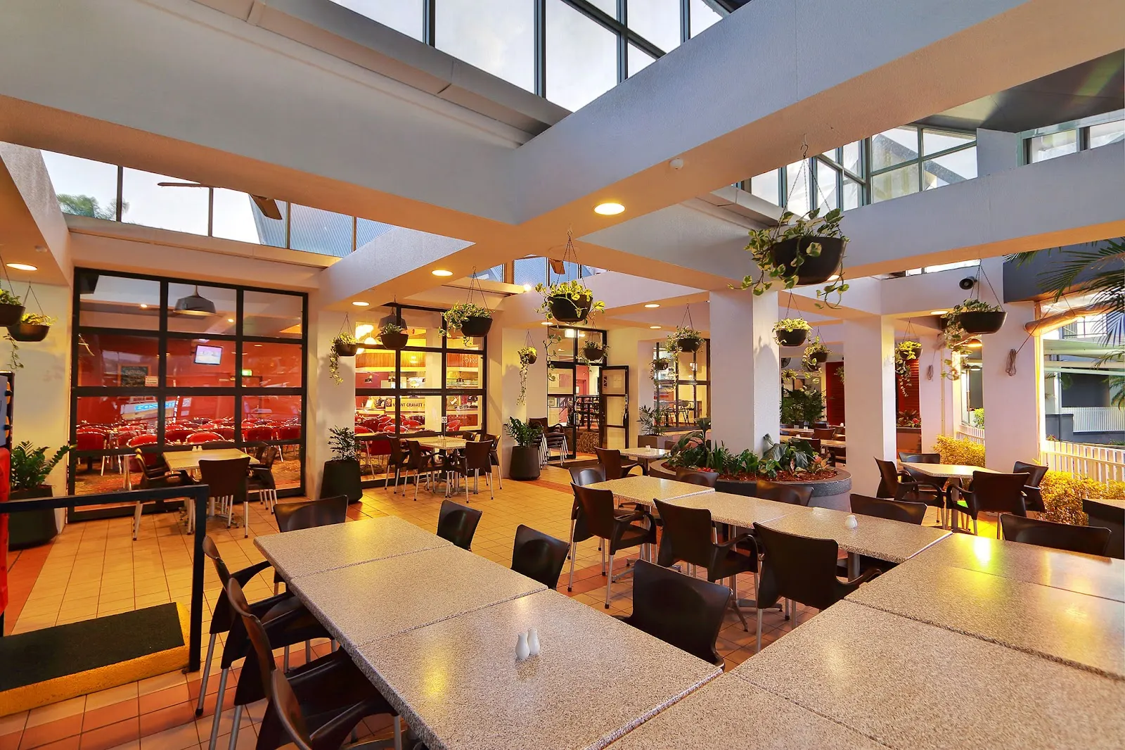 Mount Gravatt Hotel