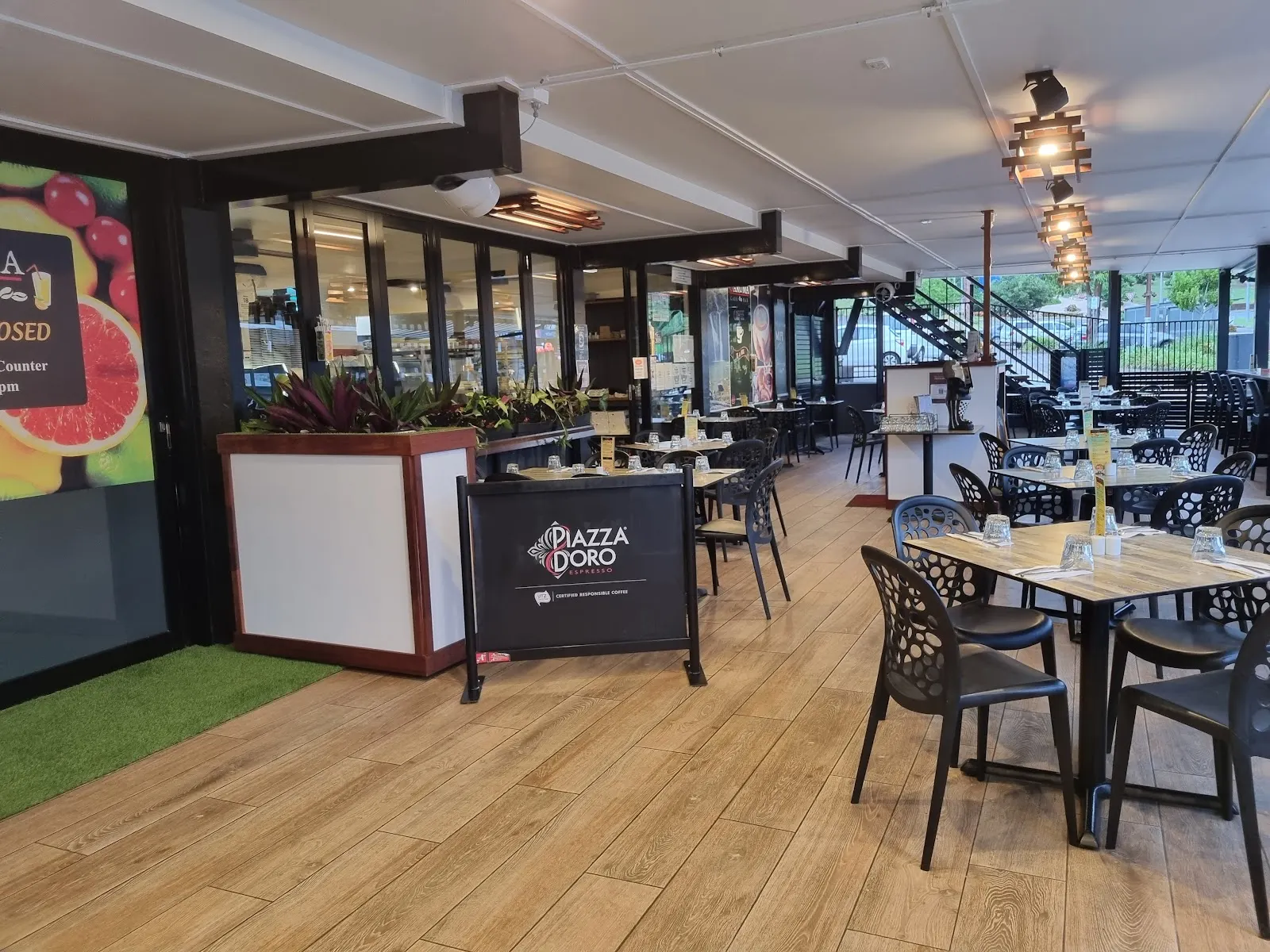 Garuma Breakfast Restaurant & Cafe
