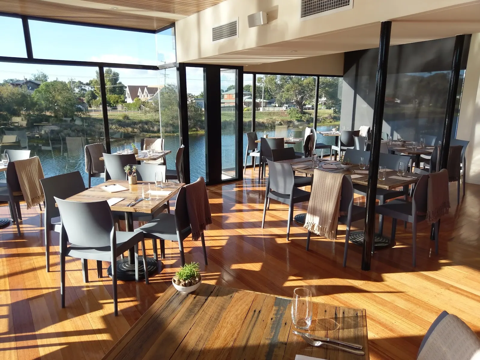 Driftwood Restaurant