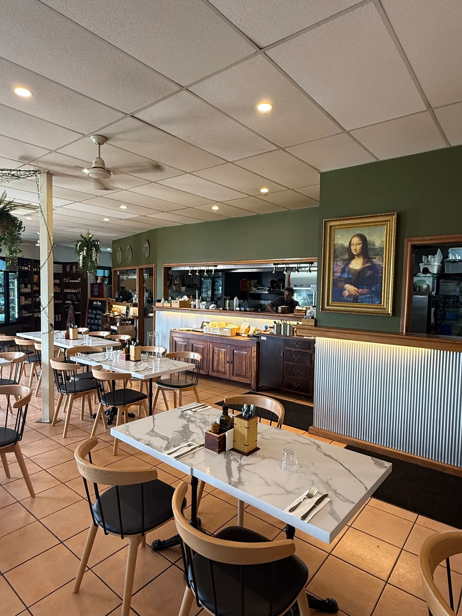 Che Bon Restaurant