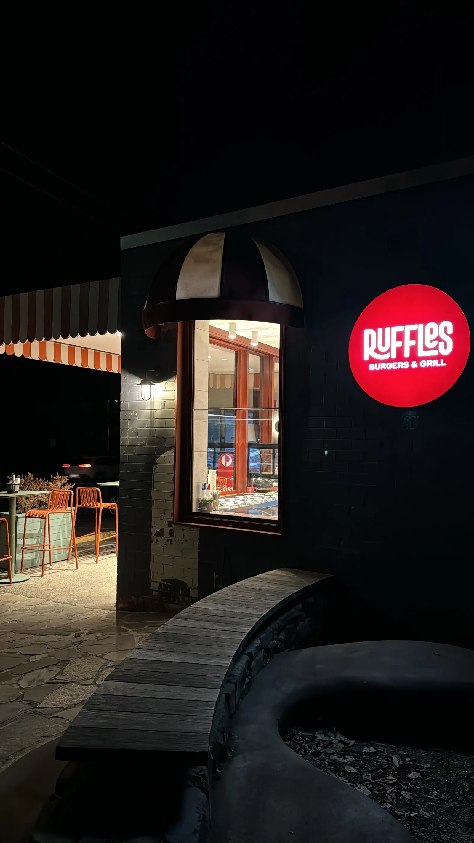 Ruffles Burgers & Grill