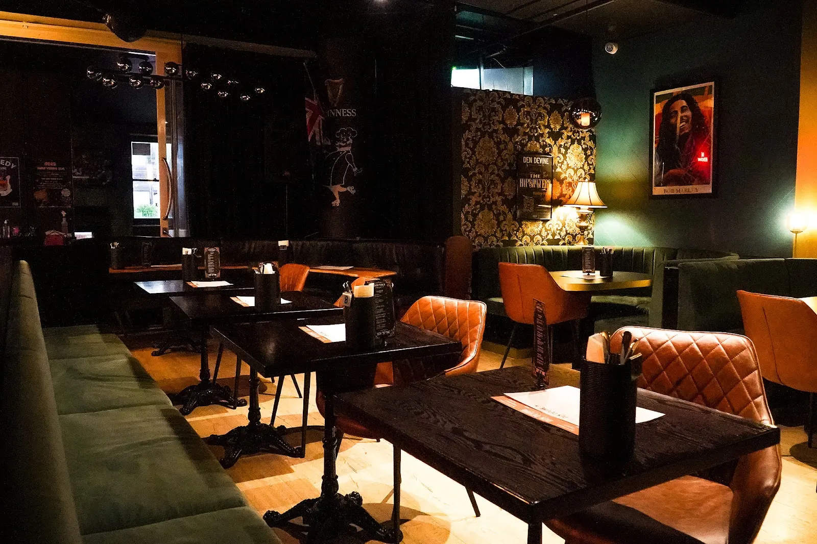 Den Devine Restaurant & Music Lounge