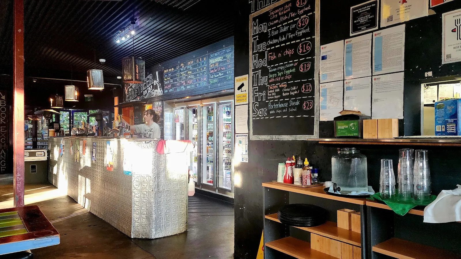 Jump Inn Craft Beer Bar & Jai Ho Restaurant